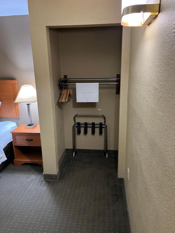 Americas Best Value Inn Pharr/Mcallen Extérieur photo