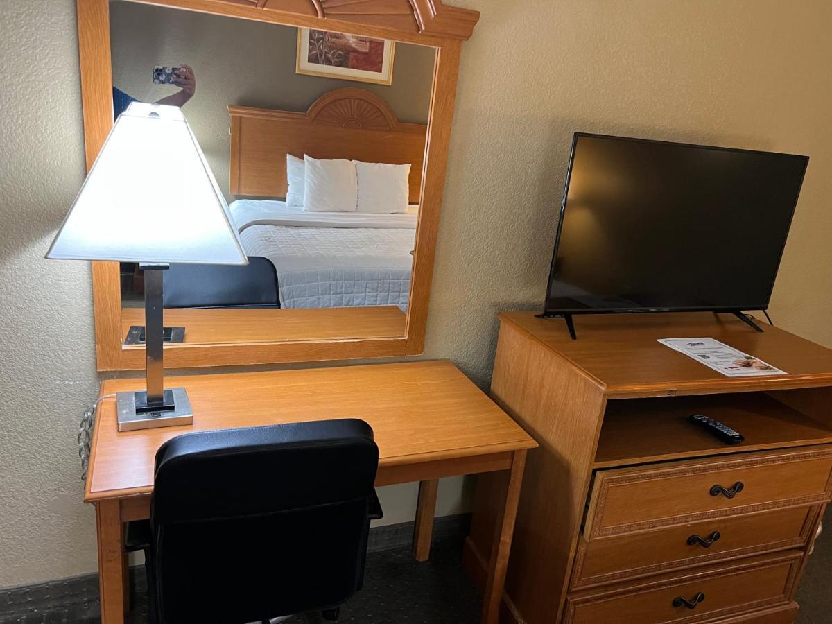 Americas Best Value Inn Pharr/Mcallen Extérieur photo